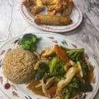 Best Chicken with Broccoli (Combo Plate)芥兰鸡。(套餐) in Victoria, TX